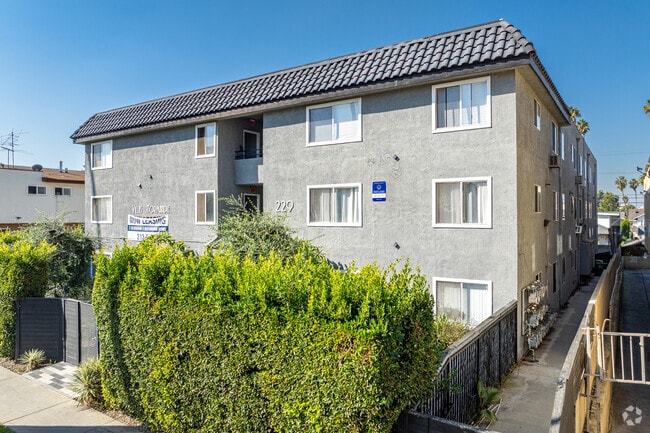 Building Photo - 229 S. Normandie