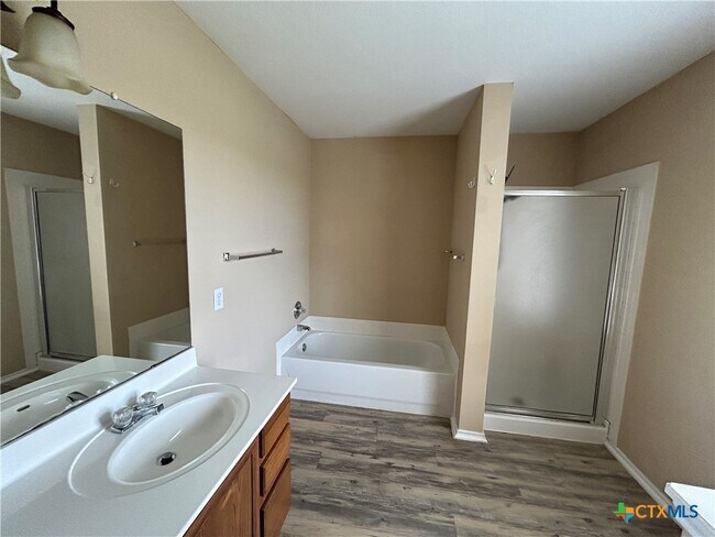 Building Photo - 381 Copper Path Dr