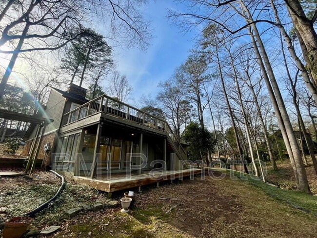 Building Photo - 1422 Beaver Dam Rd