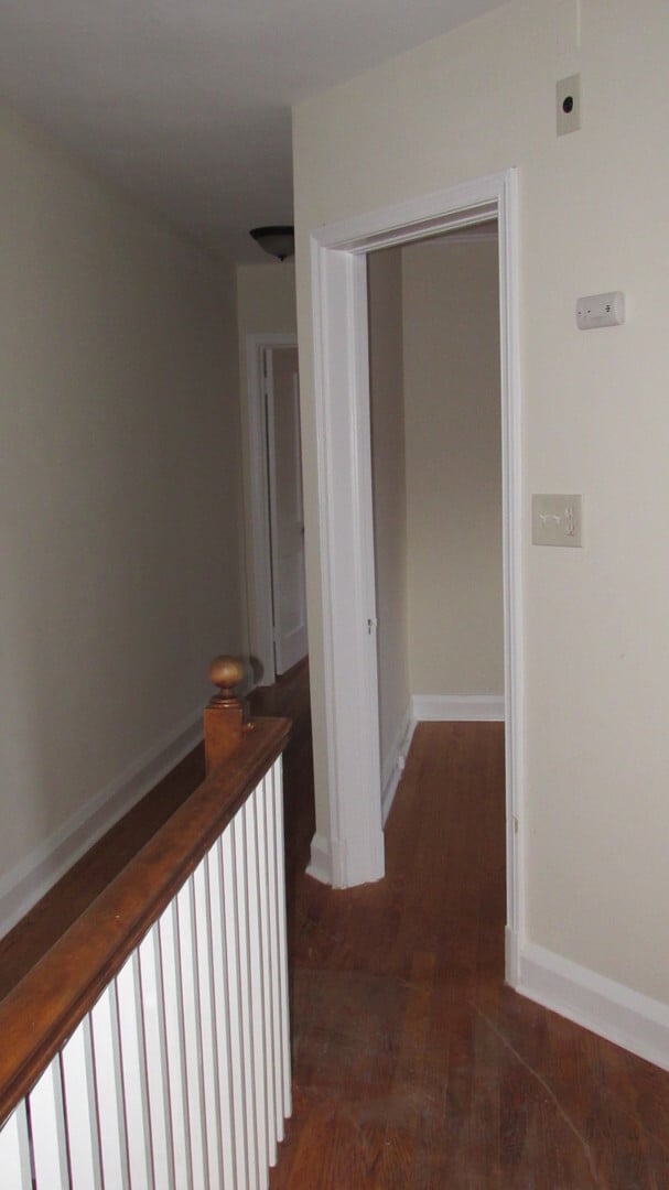 Building Photo - Beautiful Three Bedroom Home in Hamilton