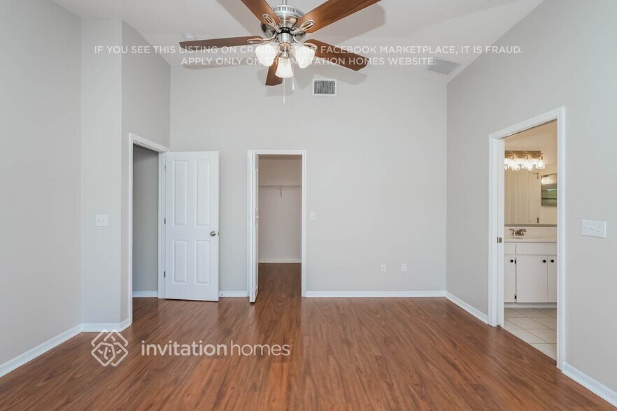 Building Photo - 29413 Crossland Dr