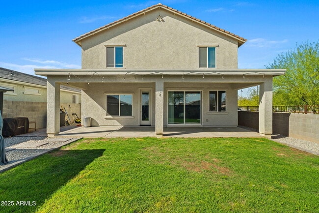 Building Photo - 17809 W Country Club Terrace