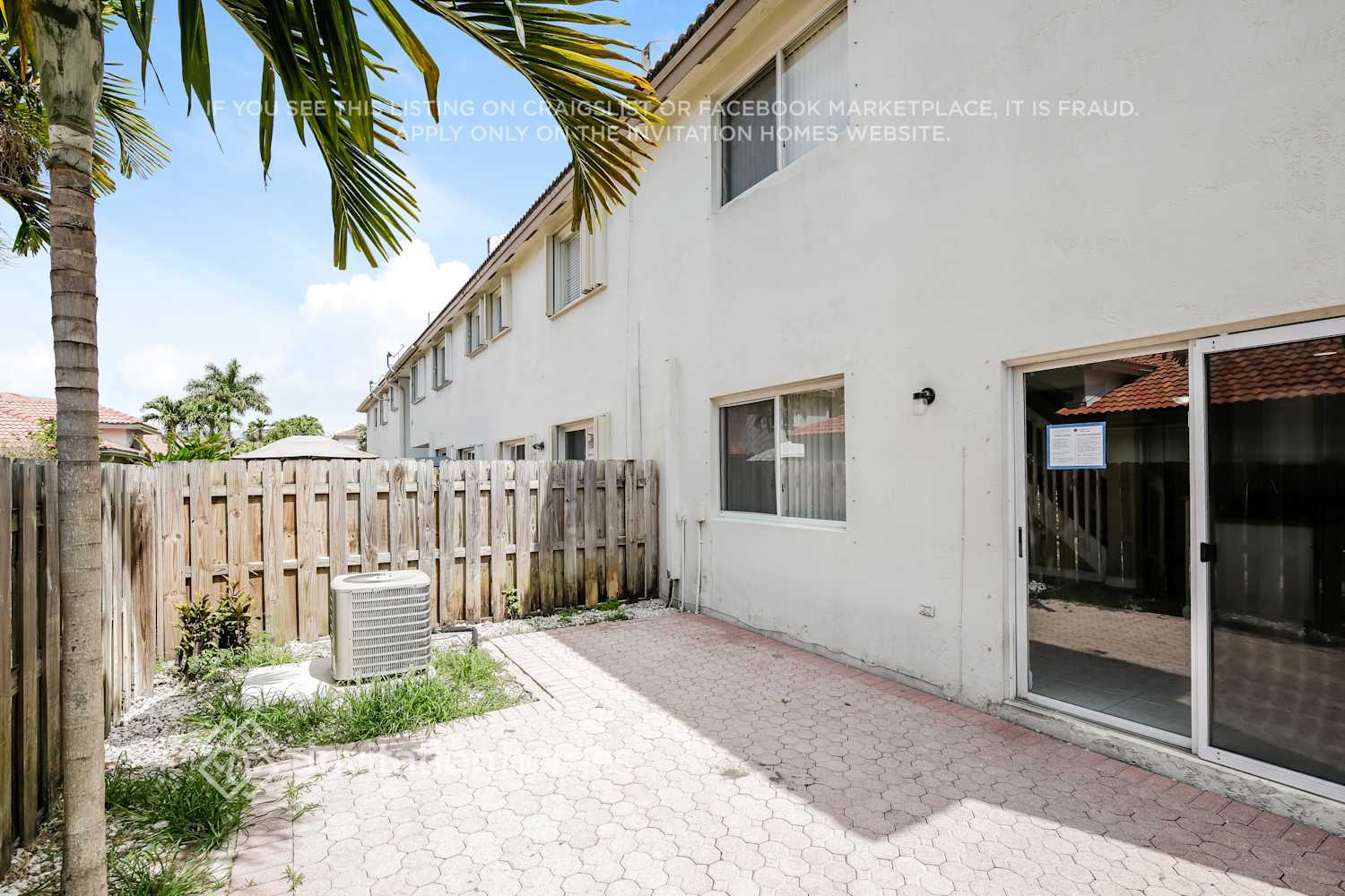 Building Photo - 11591 NW 50th Terrace