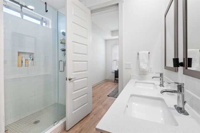 Building Photo - 620 Peace Pipe Way