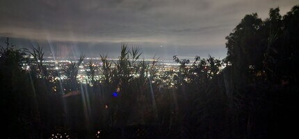 Building Photo - Studio with incredible views of the Bay!