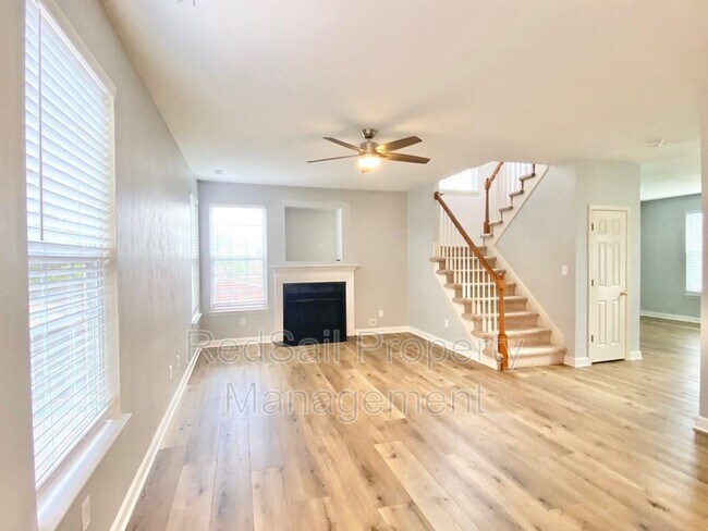 Building Photo - 102 Prescott Ct