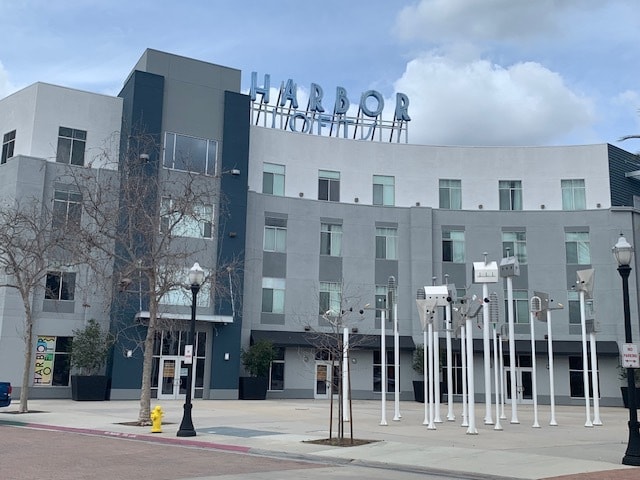 Exterior - 435 W Center Street Promenade