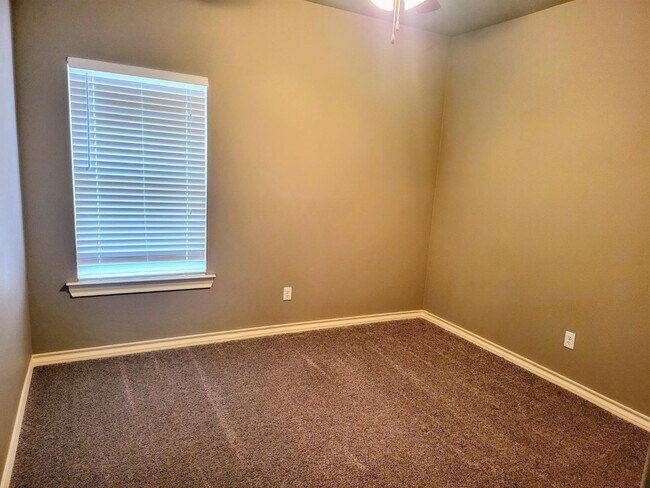 Building Photo - 2219 Quitman Ave