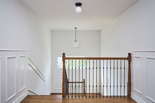 Building Photo - 2191 El Sereno Ave