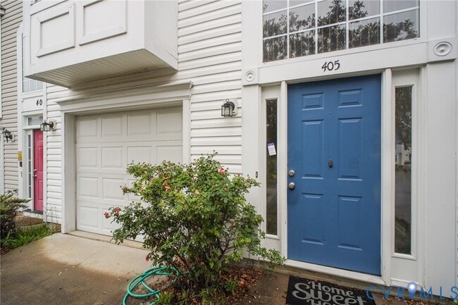 Building Photo - 405 Donelson Loop