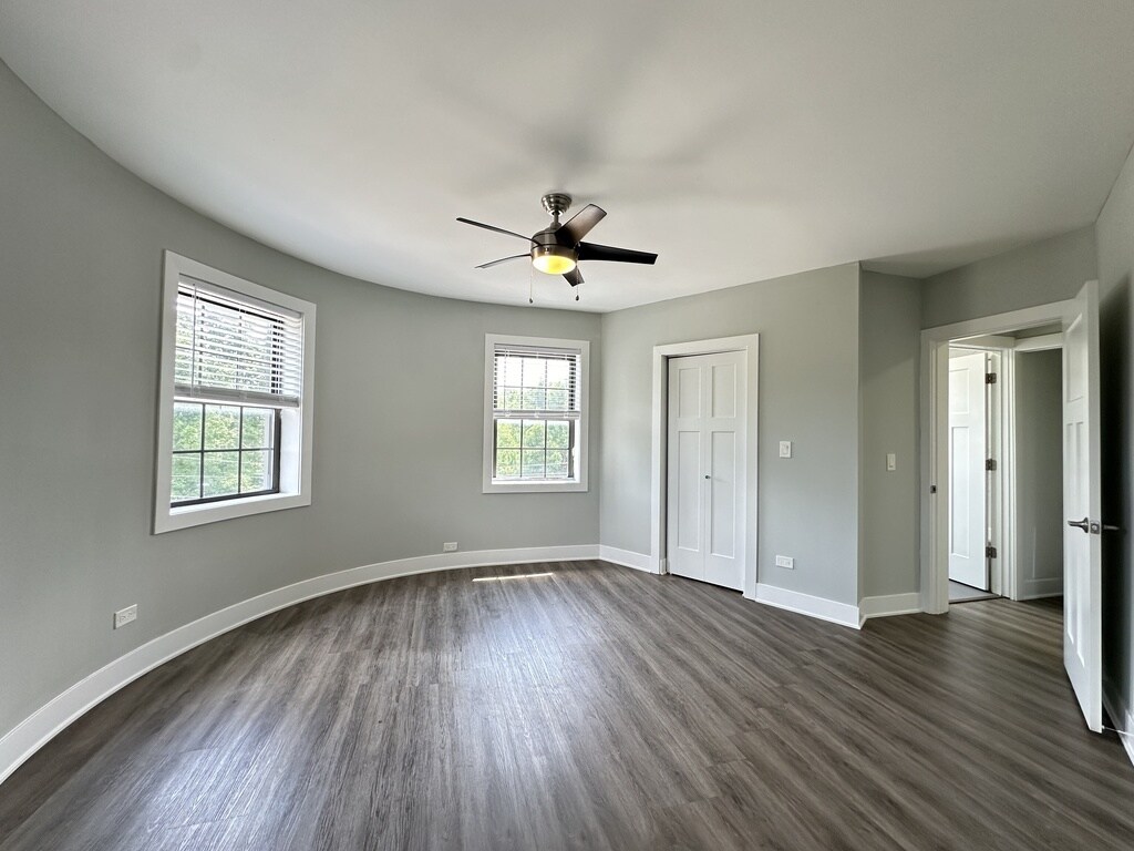 Building Photo - 730 Judson Ave