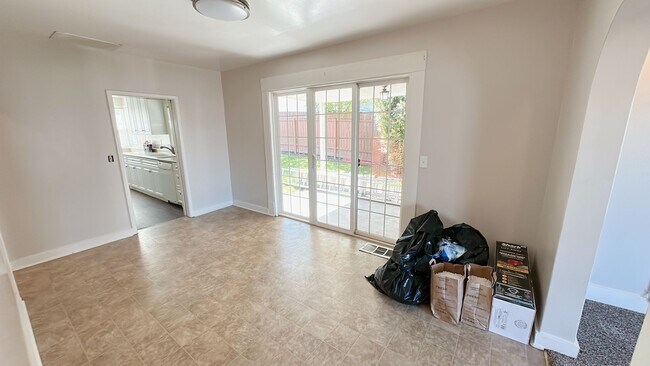 Building Photo - 1314 High St