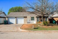 Building Photo - Great 3 Bed 2 Bath in OKC!