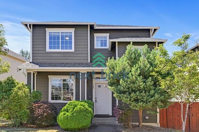 Building Photo - "Charming 3-Bed Oasis with 2.5 Baths in Prime Renton Location - Spacious layout!"