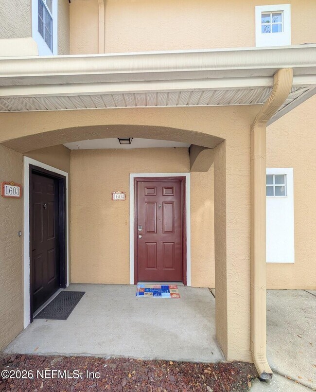 Building Photo - 3938 Hendricks Ave