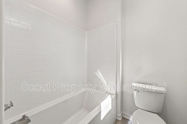 Building Photo - 45079 Via Vela Via