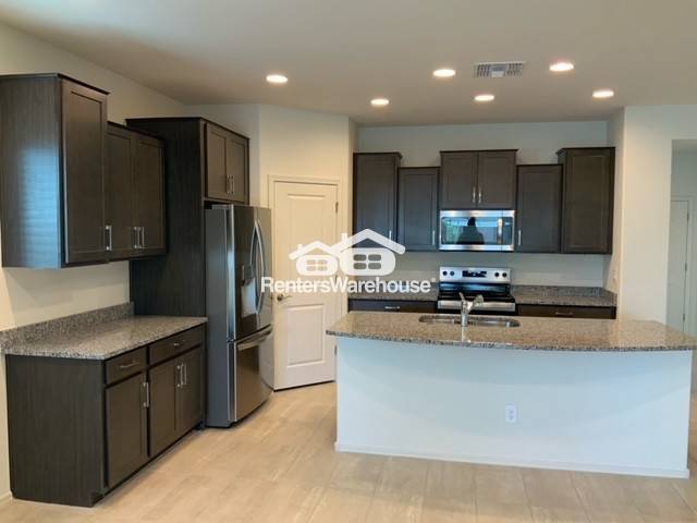Building Photo - 6301 W Rushmore Wy
