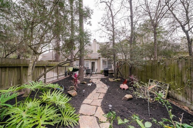 Building Photo - 102 Wintergreen Trail