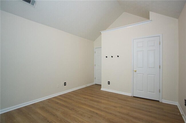 Building Photo - 1481 Beckley Pointe