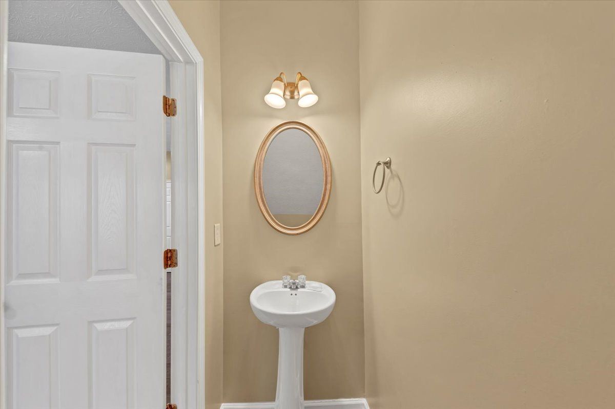 Building Photo - 4376 Stone Gate Way