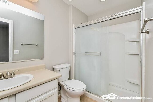 Building Photo - Spacious updated 4 Bed, 3 Bath home in Tuc...