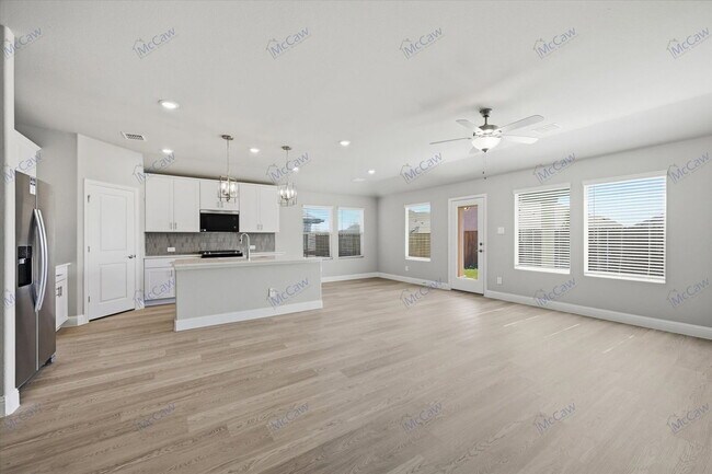 Building Photo - 811 London Town Ln