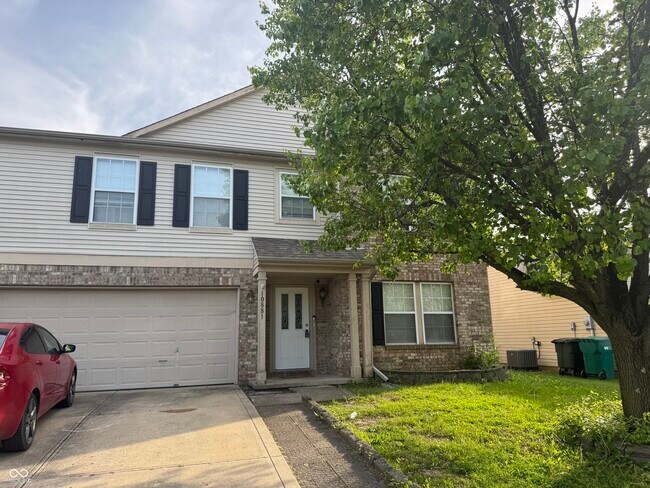 Primary Photo - 10881 Clear Spring Dr