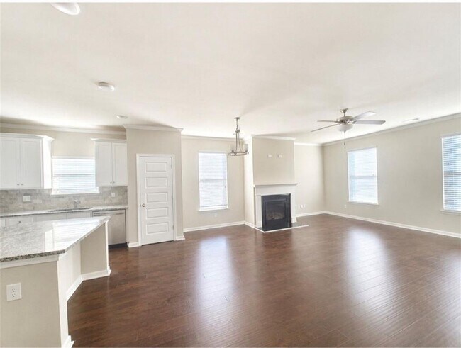Building Photo - 4320 Sunny Oak Pl
