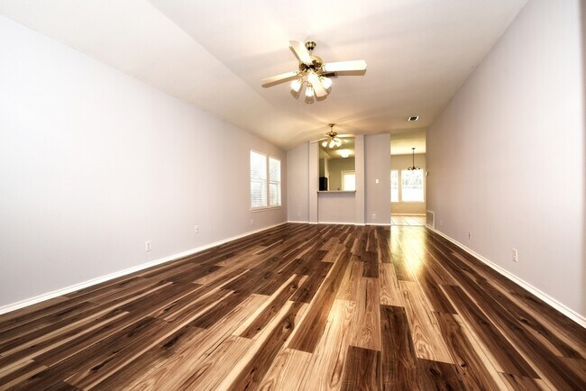 Building Photo - GREAT SINGLE STORY HOME | GATED COMMUNITY | NO CARPETS | CLOSE TO BANDERA & TEZEL RD | SHOPPING &...