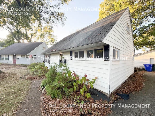 Building Photo - 2360 Giffels Dr