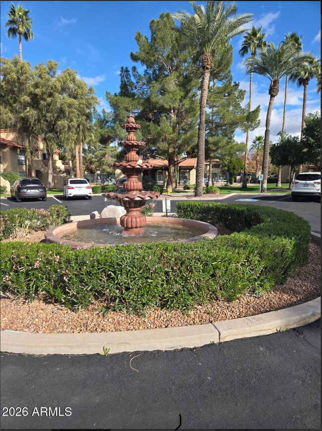 Building Photo - 1351 N Pleasant Dr