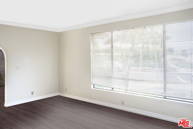 Building Photo - 8300 Regis Way