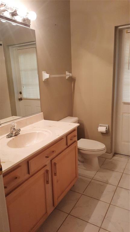 Building Photo - 58 Burning Bush Dr