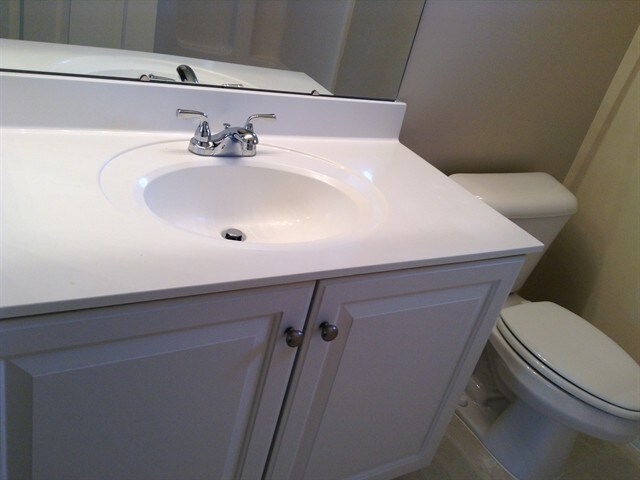 Building Photo - 10 Hunterbrook Ct