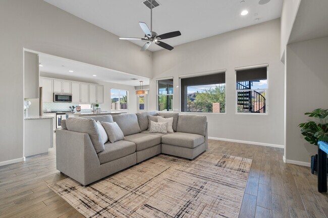 Building Photo - 14224 N Silverleaf Ln