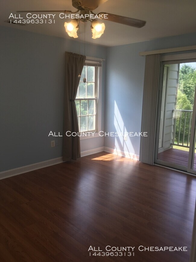 Building Photo - Beautiful Condo in Brentwood Park