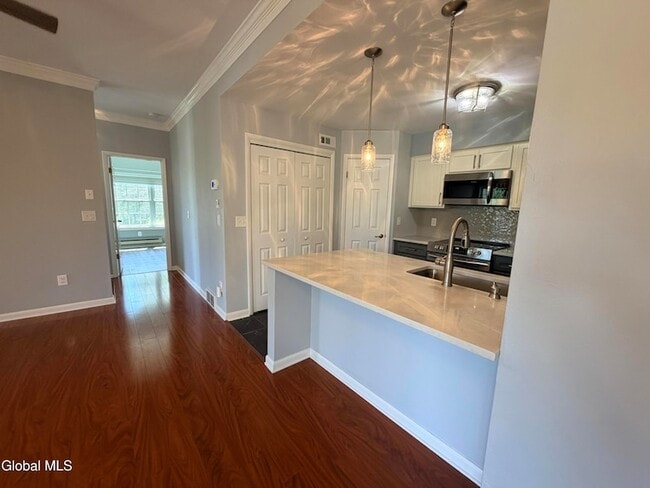 Building Photo - 413 Diamond Rock Cir