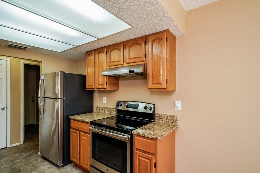 Building Photo - 7534 Rustic Trail