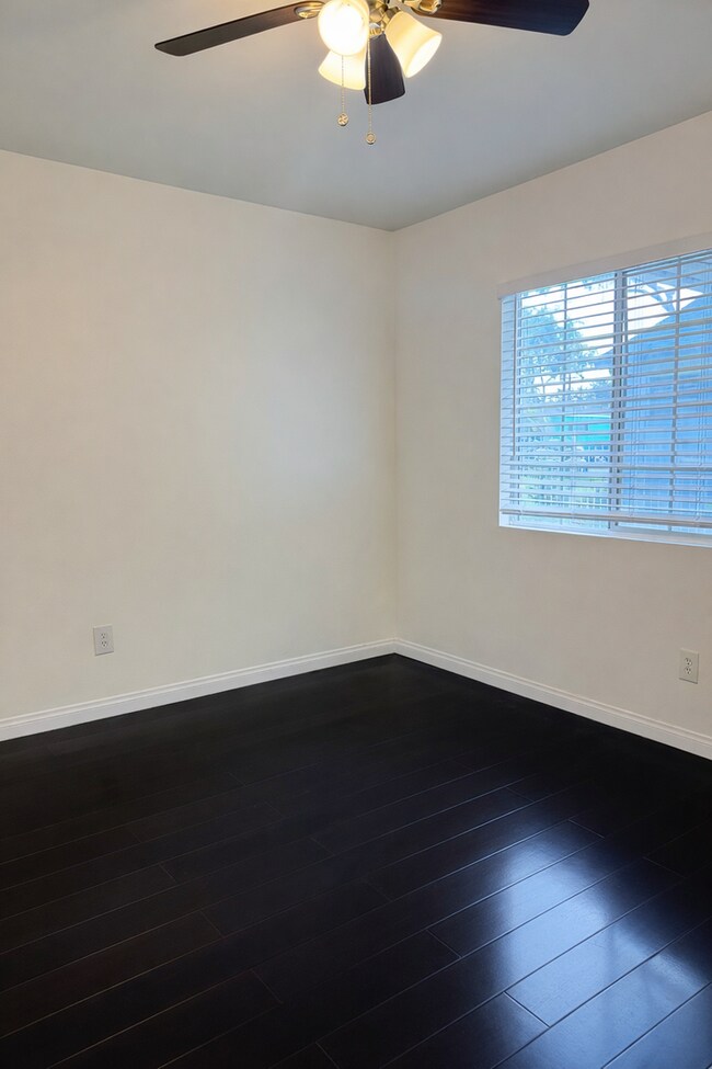 Building Photo - 2540 Hudspeth St