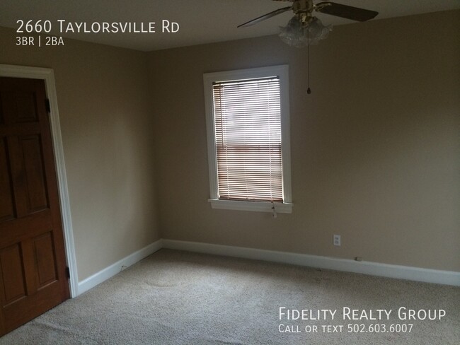 Building Photo - Kingsley -3BR 1.5 Baths, 2 Car Garage