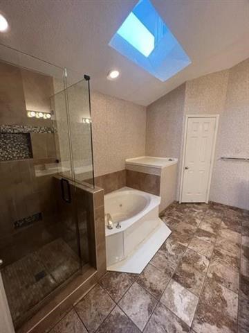 Building Photo - 553 Raintree Cir