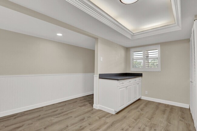 Building Photo - 1036 US-1