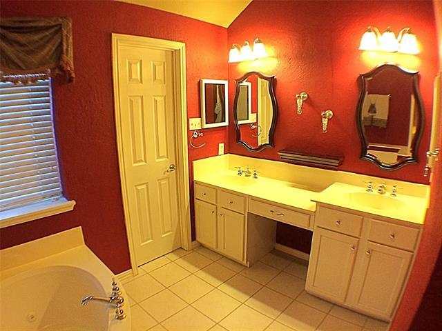 Building Photo - 8805 Casa Grande Dr