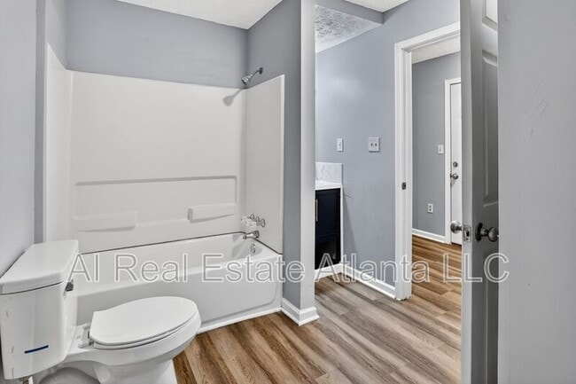 Building Photo - 1576 King Mill Rd