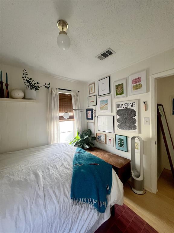 Building Photo - 204 Sheraton Ave