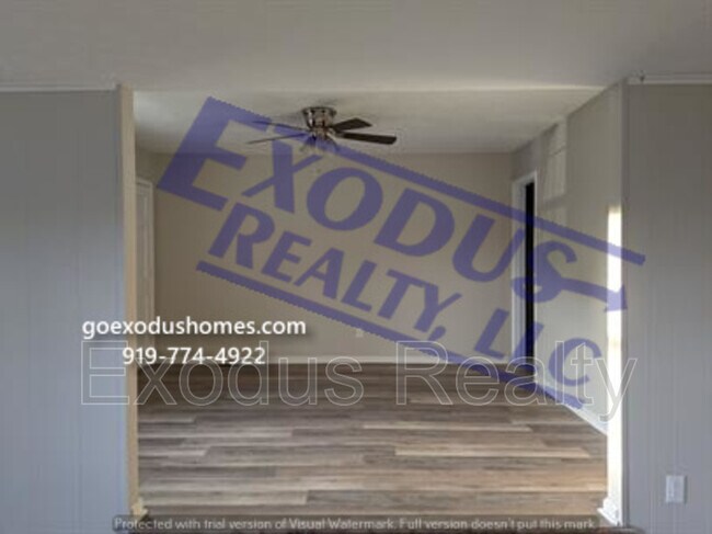 Building Photo - 5812 Shenandoah Dr