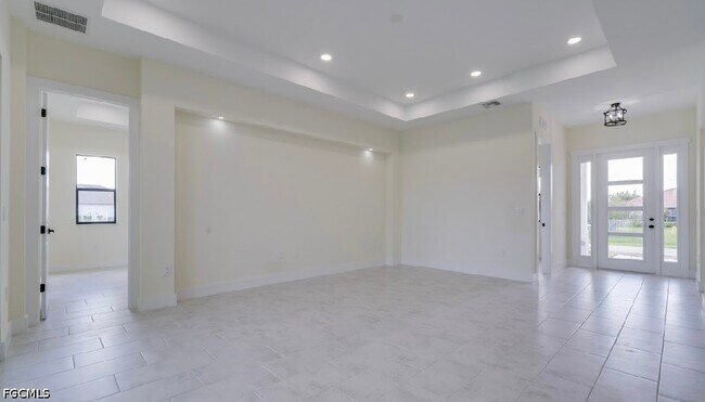 Building Photo - 141 SW 37th Pl