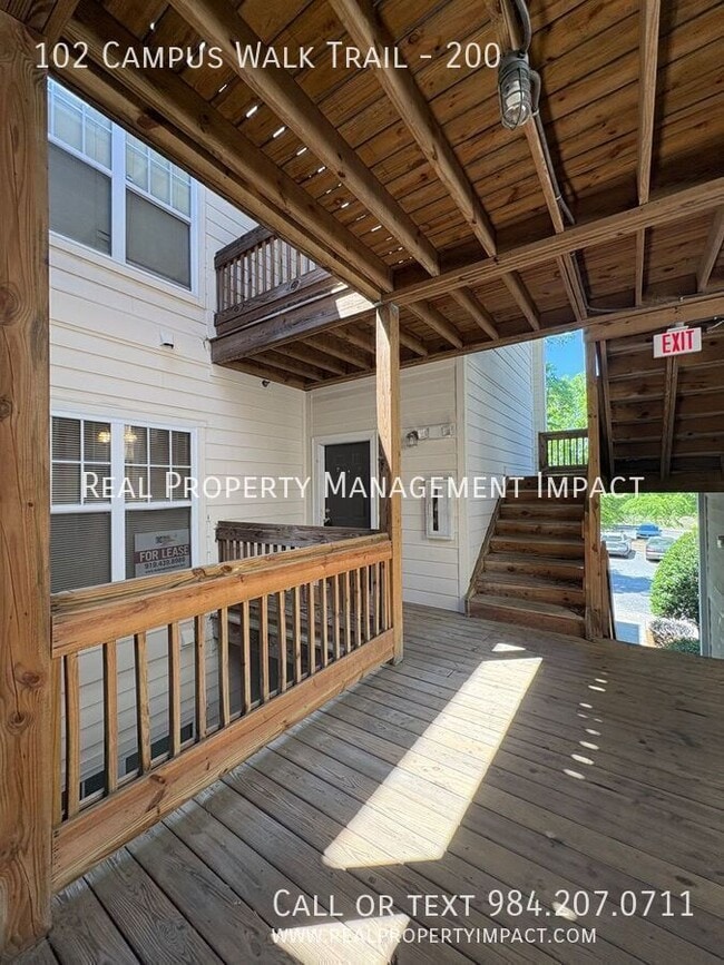 Building Photo - 102 Campus Walk Trl