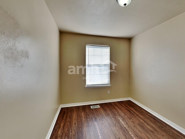 Building Photo - 4059 Lake Mountain Dr