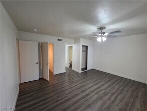 Building Photo - 3364 Royce Ct